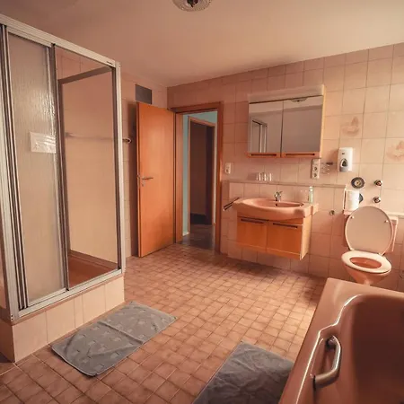 See-hostel * Wasserburg